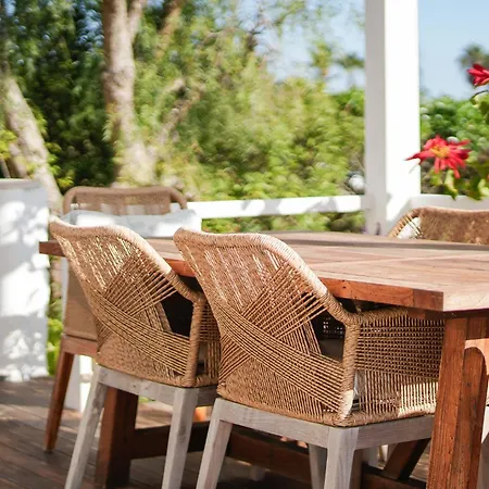 Cliffside Boho Luz