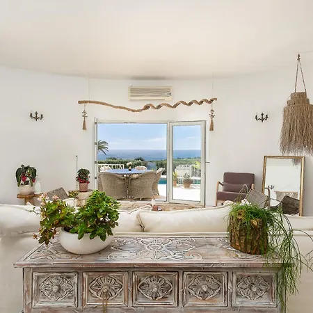 Cliffside Boho *