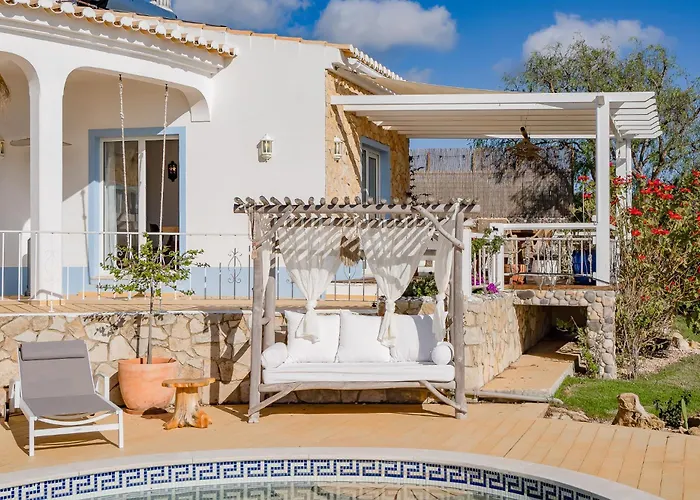 Cliffside Boho Villa *