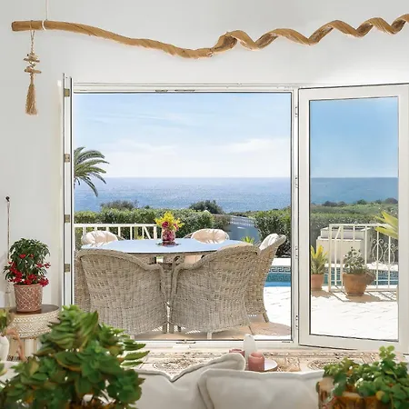 Villa Cliffside Boho *